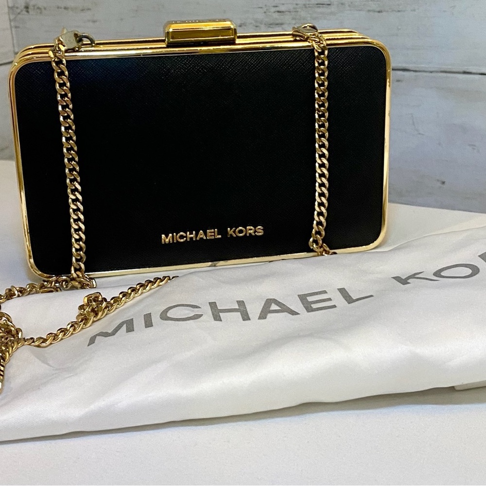 Michael Kors Elsie Box Clutch Crossbody Handbag Black.
